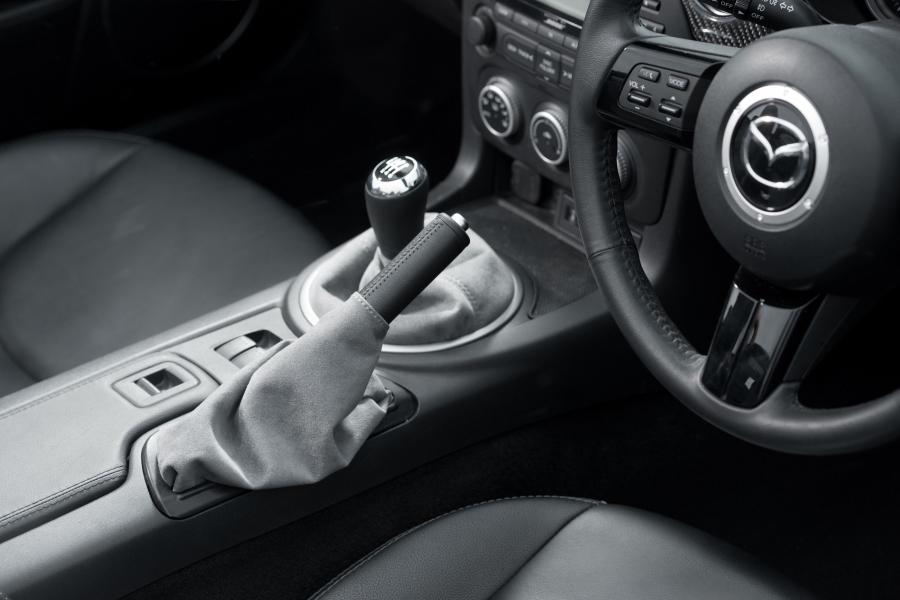  Mazda MX-5 GT Concept 2012 года  (фото 5 из 24)